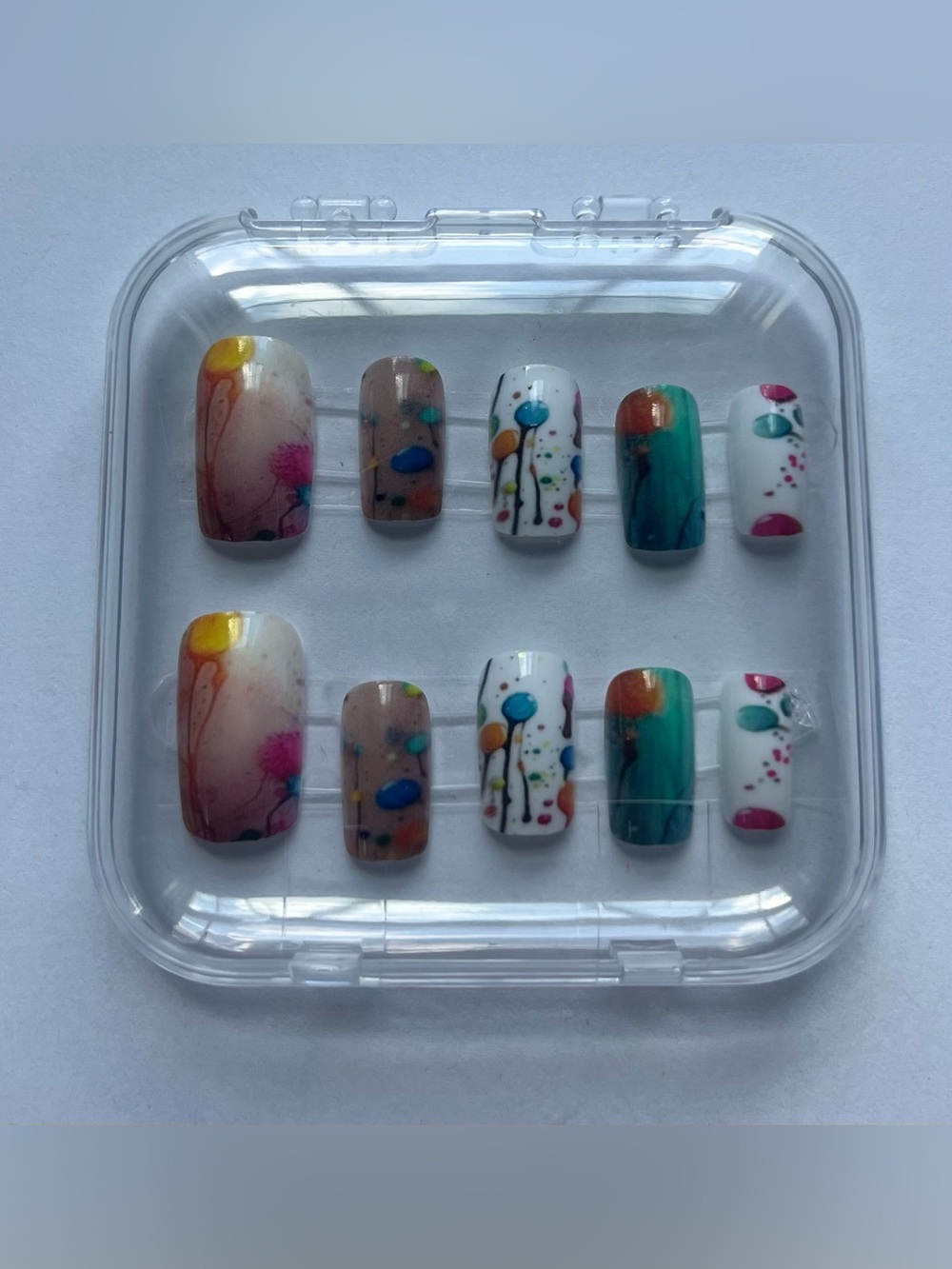 Colorful Abstract Press-On Nail Set